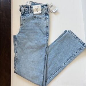 NWT- Abercrombie Kids straight Jeans - 11/12 L